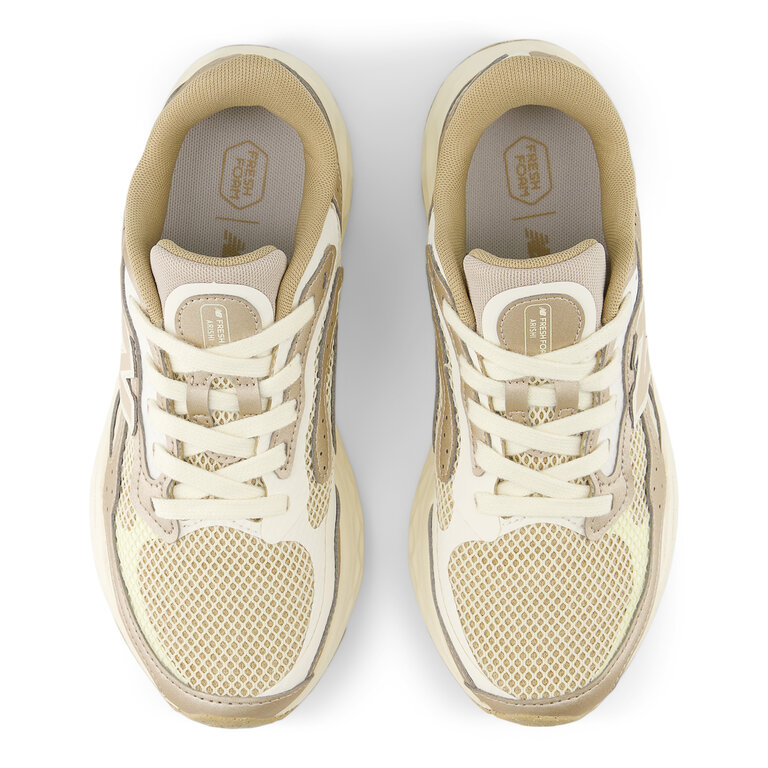 NEW BALANCE Fresh Foam Arishi v4 Tiralux Encens/Angora /Or clair métallisé