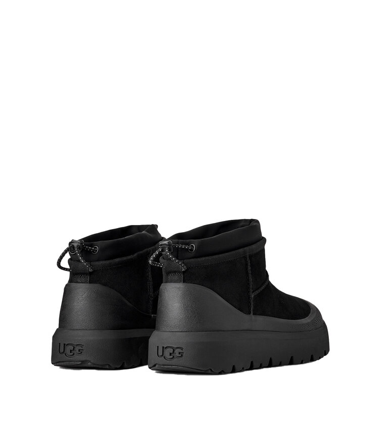 UGG  Men's Classic Ultra Mini Weather Hybrid Black