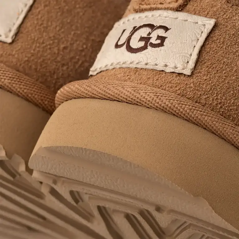 UGG Kids' Classic Micro Chestnut