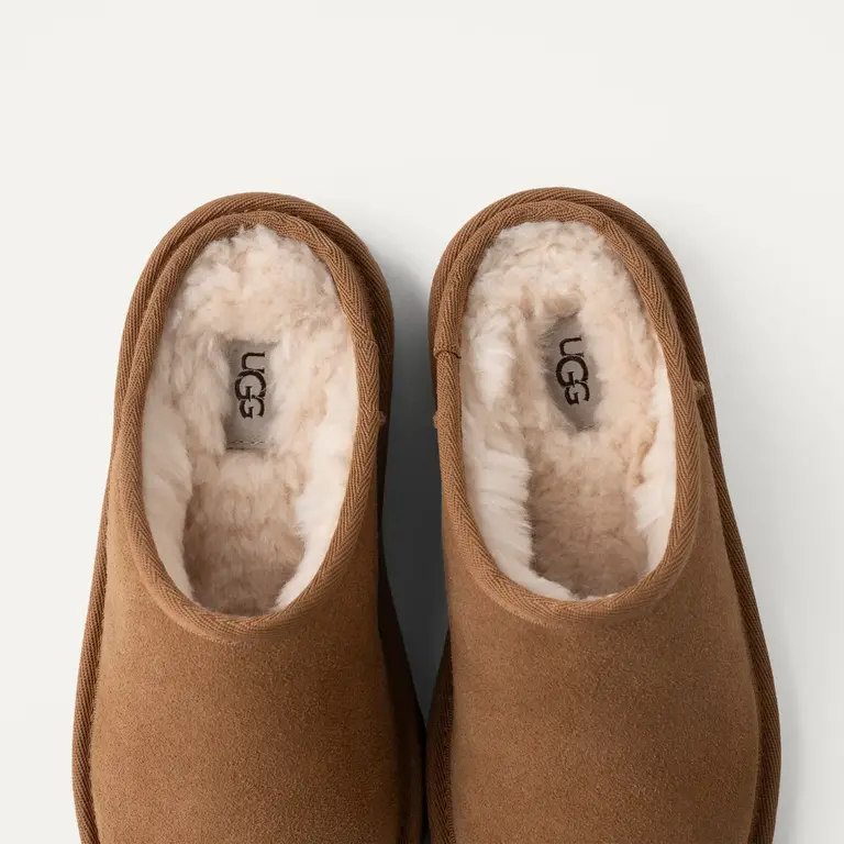 UGG Kids' Classic Slip-On Chestnut