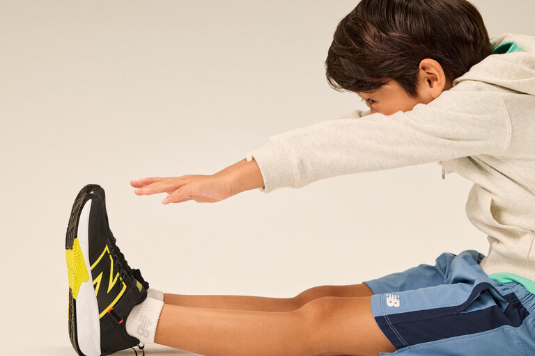 NEW BALANCE Kid's - Fuelcell Play  Black / Yellow