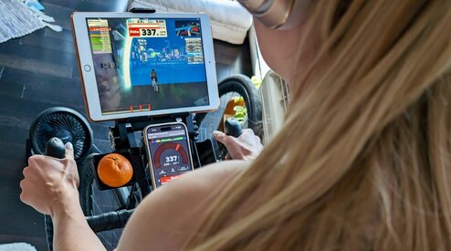 10 Advantages that Comes with Riding an Indoor Bicycle on Zwift During the Winter Months  