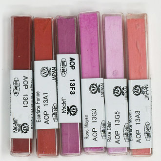 HK Holbein Artist Materials Red - Pink Colours of Holbein Oil Pastel Singles
