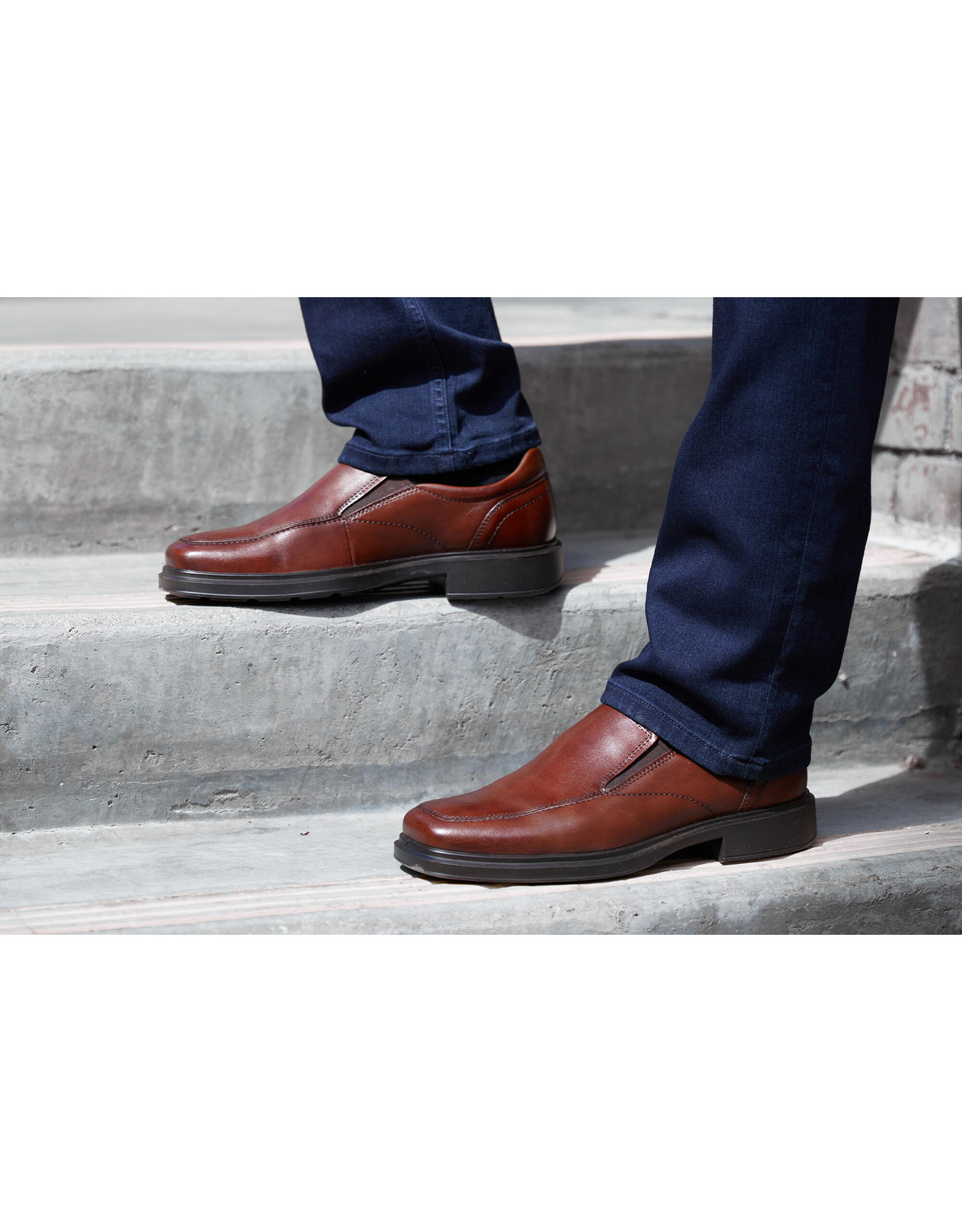 bibliotek virksomhed udbrud MEN'S HELSINKI 2.0 APRON TOE SLIP-ON-COGNAC - Bend Shoe Co