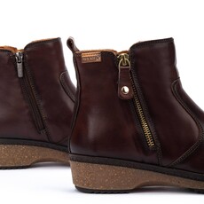PIKOLINOS WOMEN'S GRANADA BOOTIE-CAOBA | BEND SHOE CO