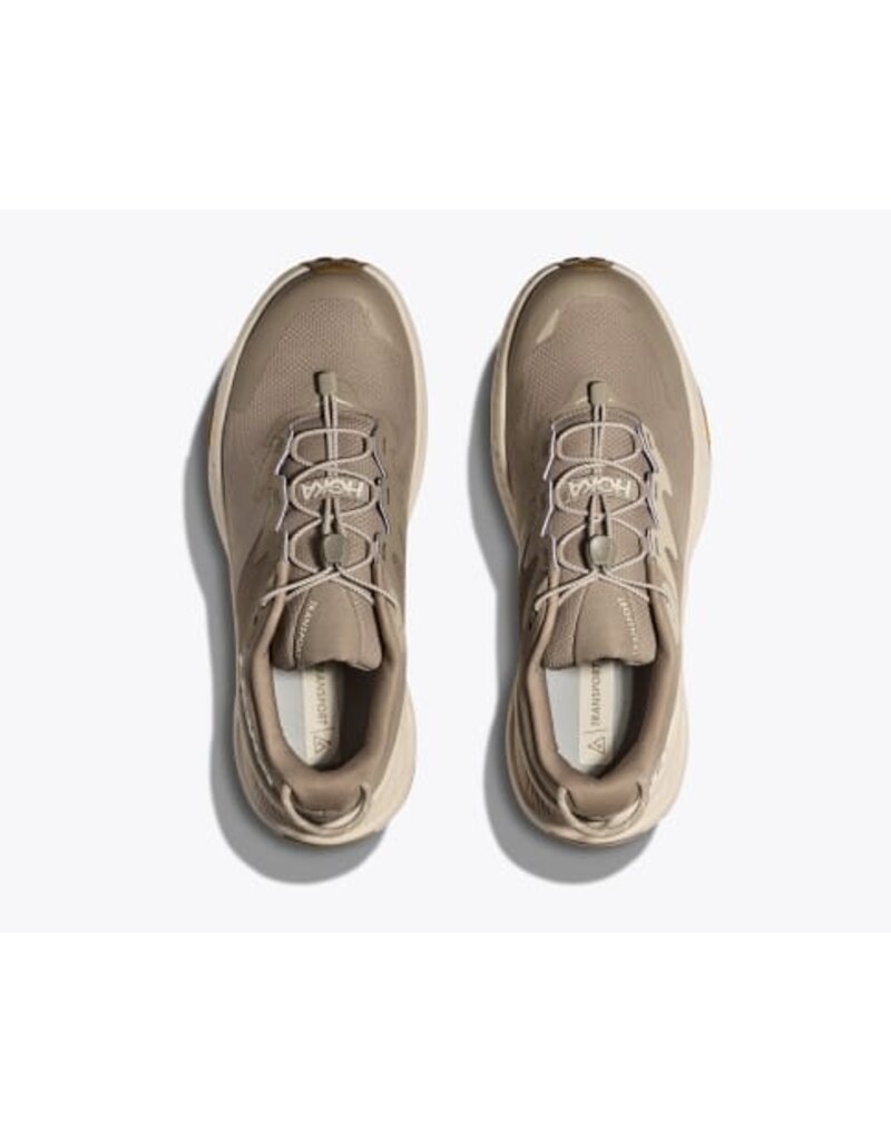 HOKA ONE ONE MEN'S TRANSPORT-DUNE/EGGNOG