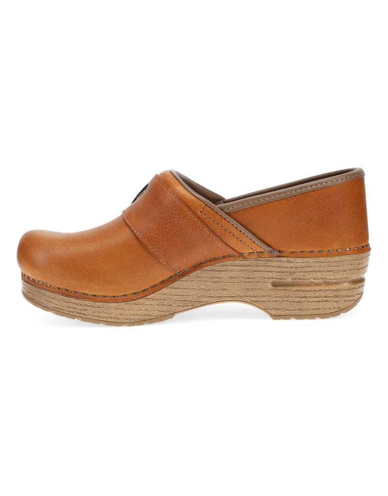 DANSKO WOMEN'S PEARSON TAN TUMBLED