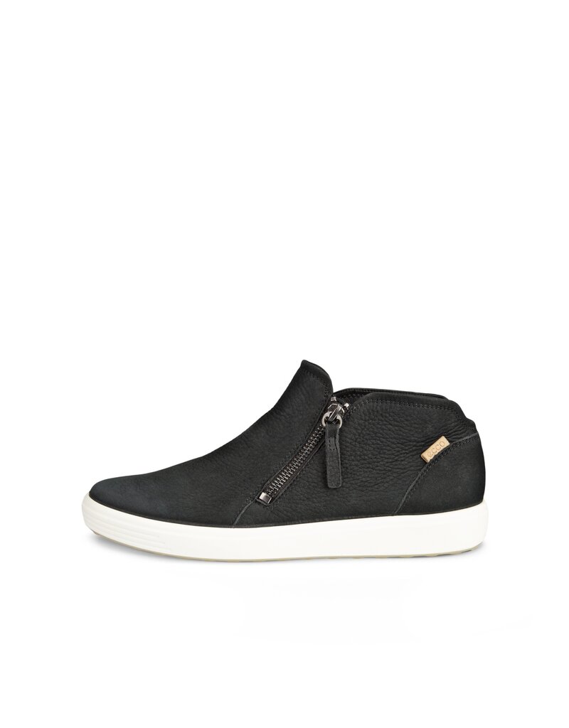 ECCO WOMEN'S SOFT 7 SIDE ZIP BOOTIE-BLACK