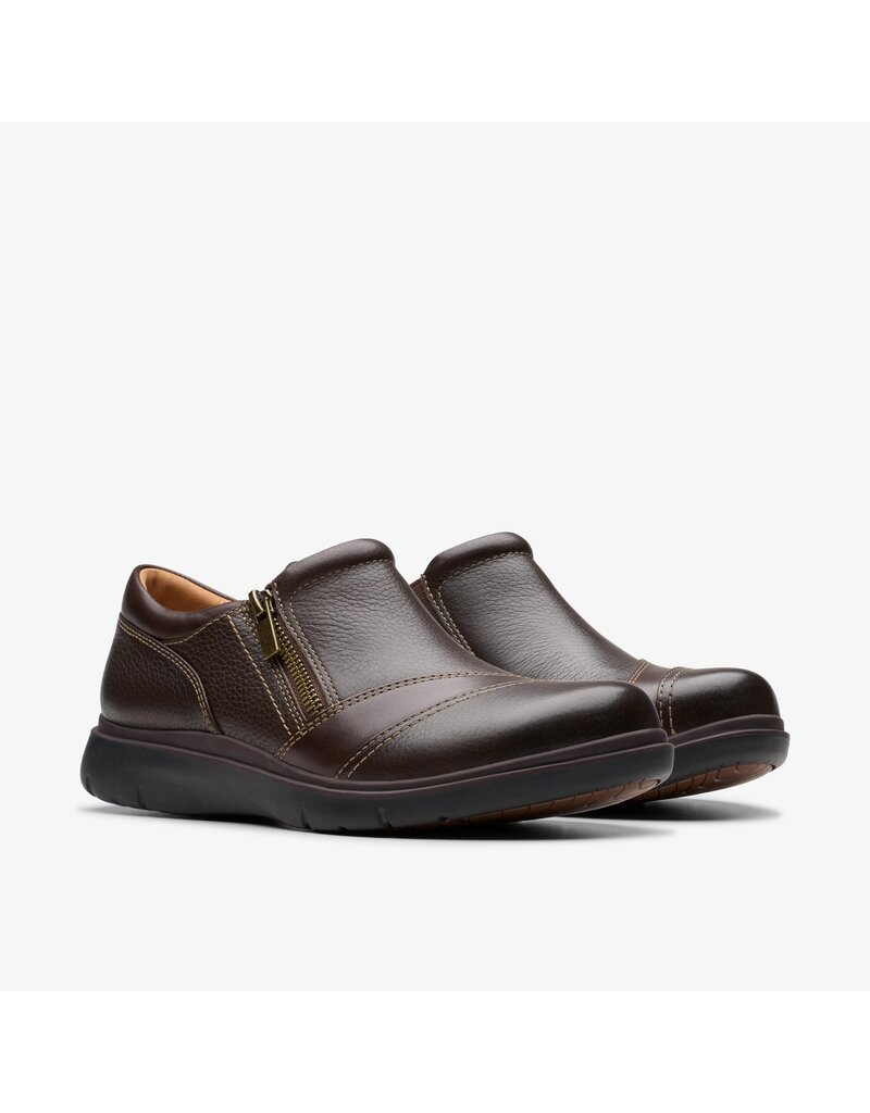 CLARKS WOMEN'S CERTINA PURE-DARK BROWN