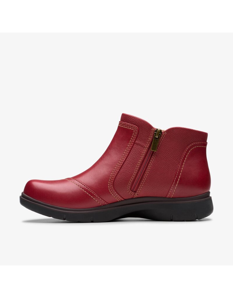 CLARKS WOMEN'S CERTINA JOY-RED
