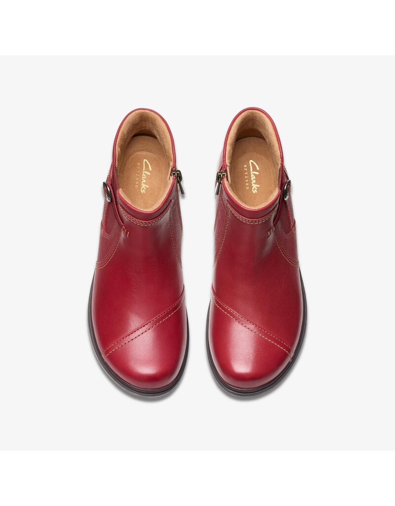 CLARKS WOMEN'S CERTINA JOY-RED
