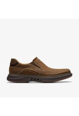 CLARKS MEN'S UN BRILEY STEP-BEESWAX