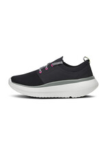 OOFOS WOMEN'S OOMY STRIDE-WHITE/BLACK