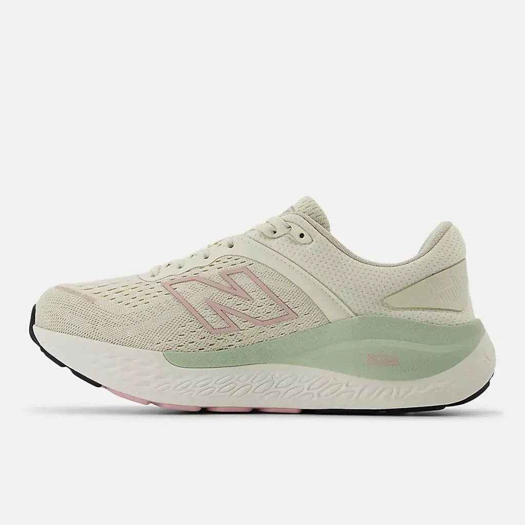 NEW BALANCE WOMEN'S 1540V4-TURTLEDOVE/SILVER MOSS