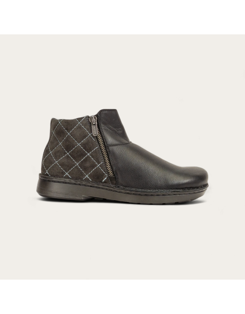 NAOT WOMEN'S SINTRA-SOFT BLACK LEATHER