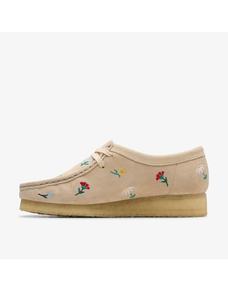 CLARKS WOMEN'S WALLABEE-FLOWERS TAUPE EMBROIDERY