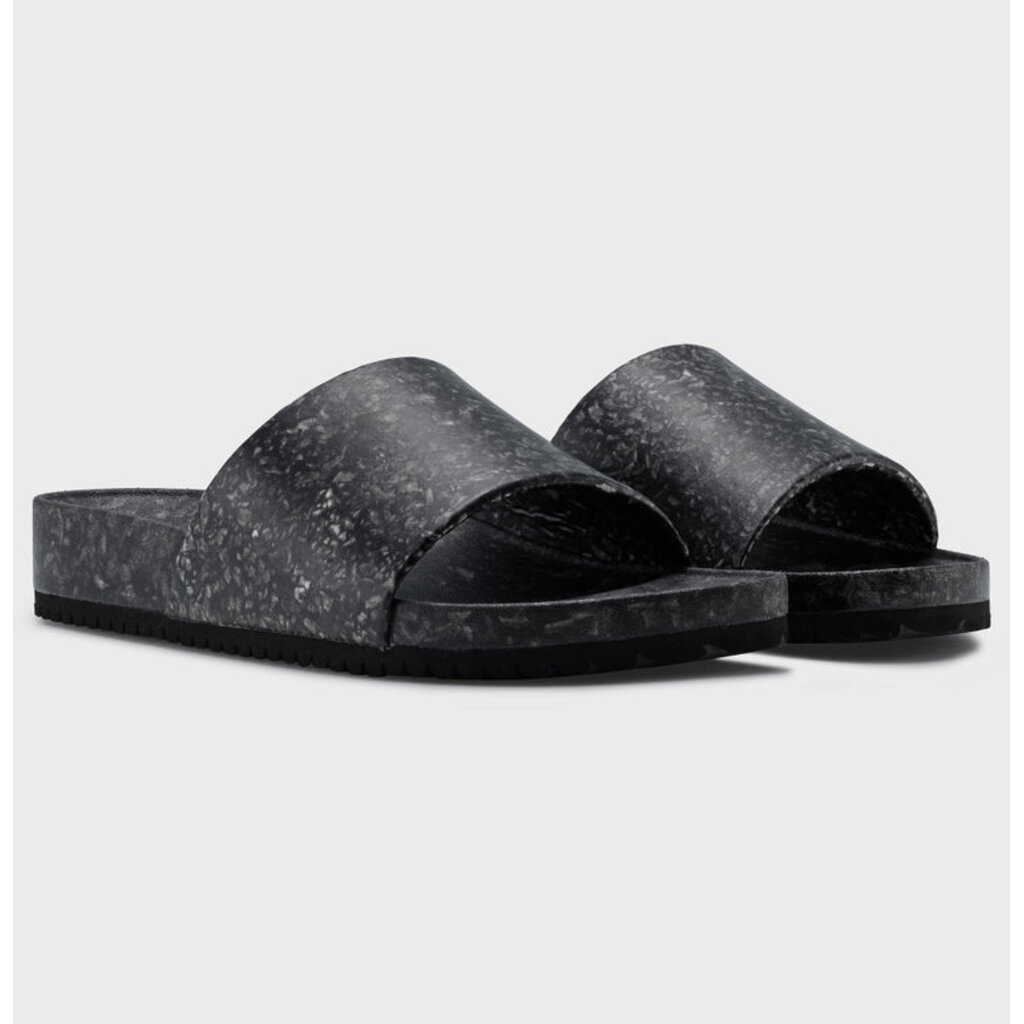 FLEKS EAST BEACH SLIDE-NIGHT