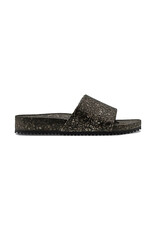 FLEKS EAST BEACH SLIDE-BLACK SAND BEACH
