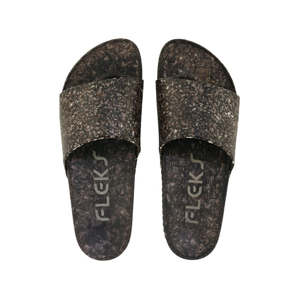 FLEKS EAST BEACH SLIDE-BLACK SAND BEACH