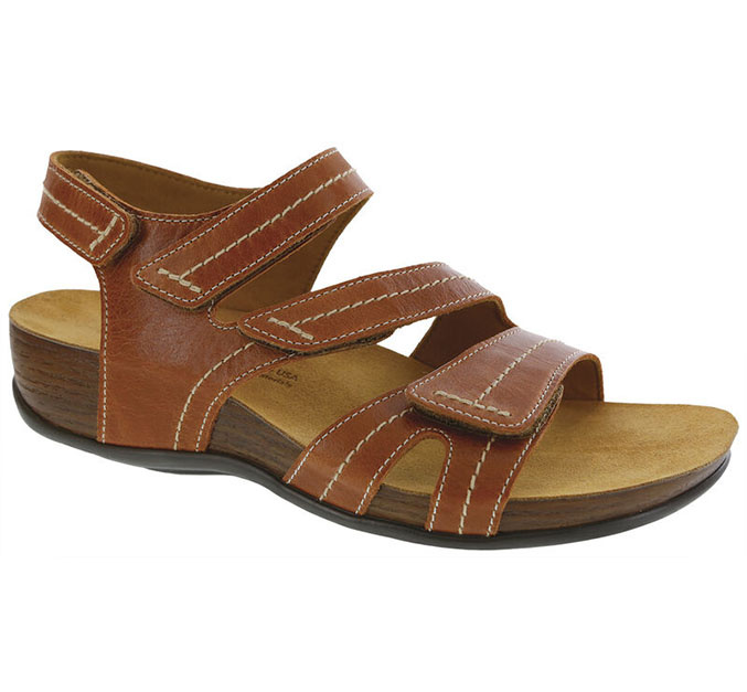 SAS SHOES WOMEN'S SWERVE-CHESTNUT