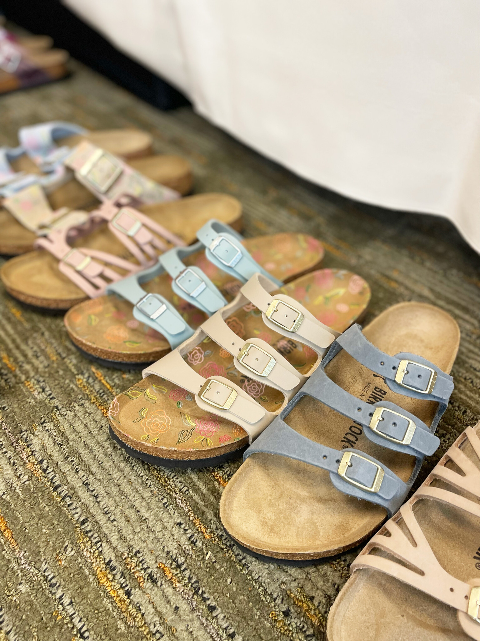 House of Shoes, How do we choose?