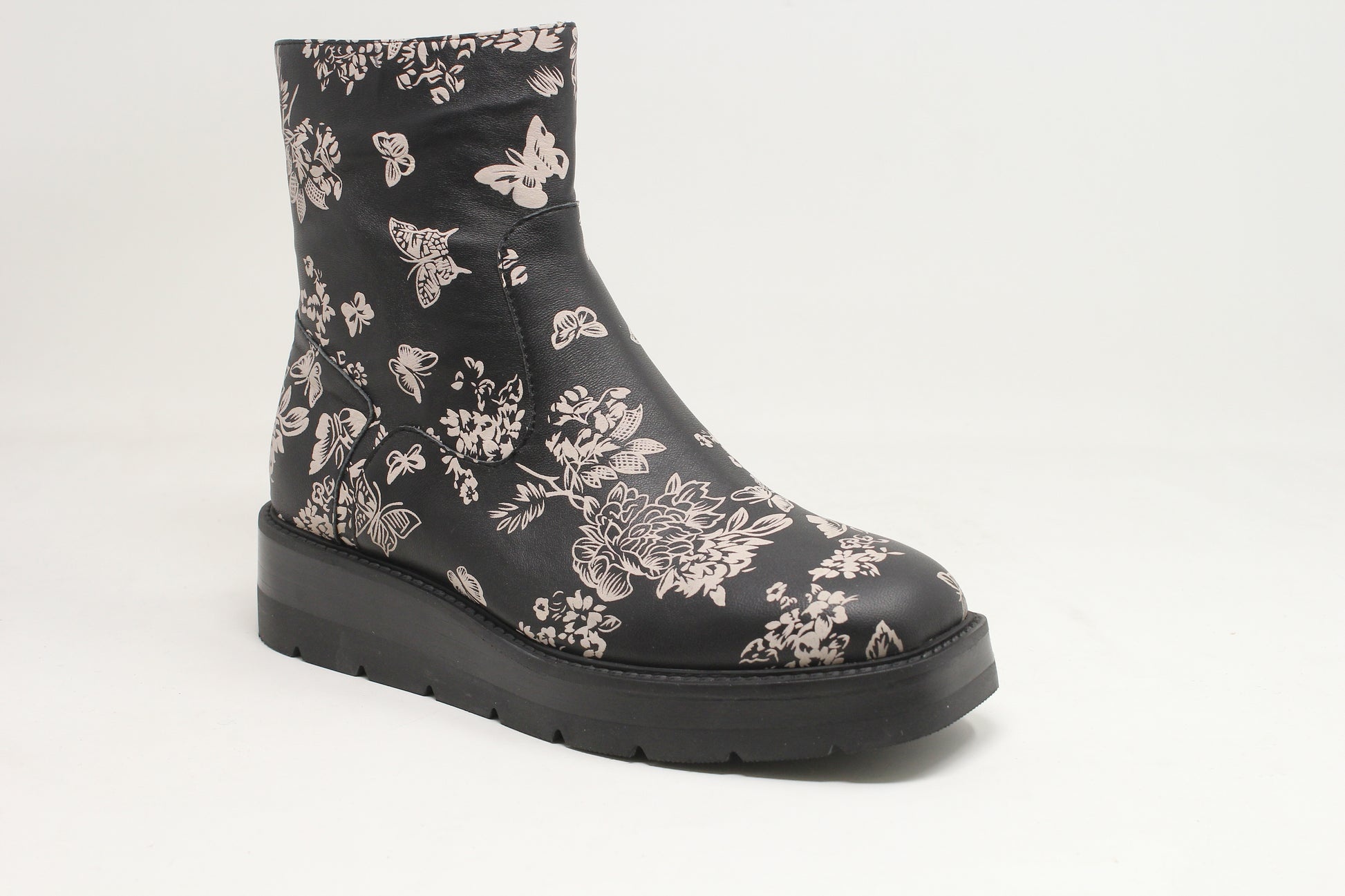 DJANGO & JULIETTE WOMEN'S TIRAN-BLACK/MILKFLOWER