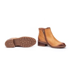 PIKOLINOS WOMEN'S MEDINA BOOTIE-VANILLA