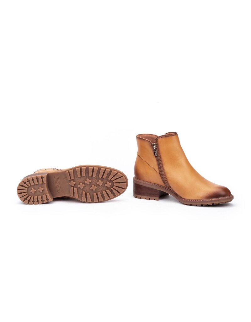 PIKOLINOS WOMEN'S MEDINA BOOTIE-VANILLA