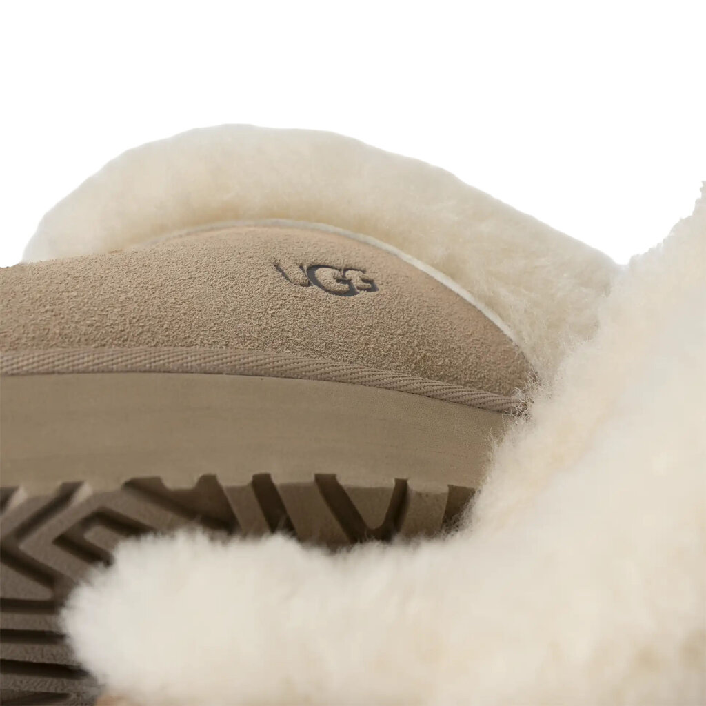 UGG WOMEN'S DISQUETTE SLIPPER-SAND