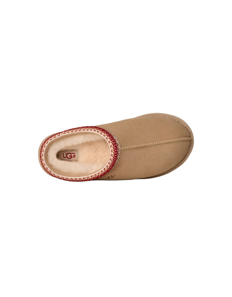 UGG WOMEN'S TASMAN II SLIPPER-SAND/DARK CHERRY