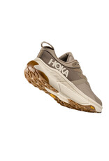 HOKA ONE ONE MEN'S TRANSPORT-DUNE/EGGNOG