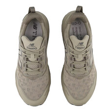 NEW BALANCE MEN'S HIERROV9-ARID STONE/CASTLEROCK