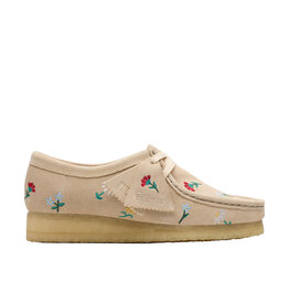 CLARKS WOMEN'S WALLABEE-FLOWERS TAUPE EMBROIDERY
