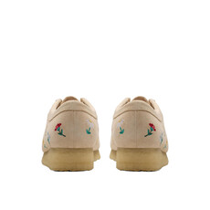 CLARKS WOMEN'S WALLABEE-FLOWERS TAUPE EMBROIDERY