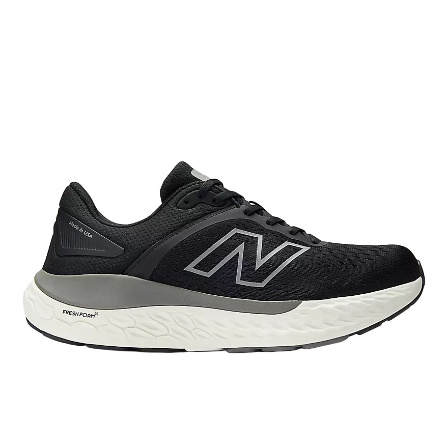 NEW BALANCE MEN'S 1540V4-BLACK/WHITE