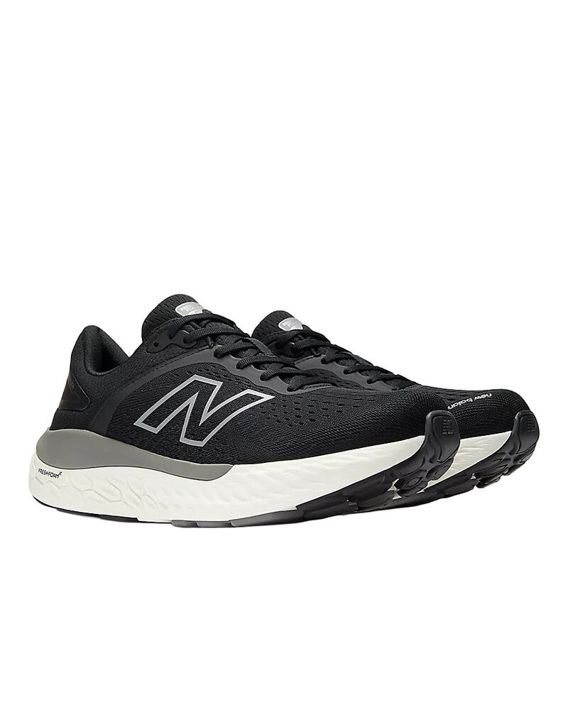 NEW BALANCE MEN'S 1540V4-BLACK/WHITE