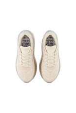 NEW BALANCE WOMEN'S MORE V6-PERMAFROST- BEND SHOE CO