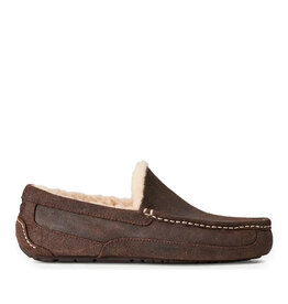UGG MEN'S ASCOT DISTRESSED LEATHER SLIPPER-DUSTED COCOA