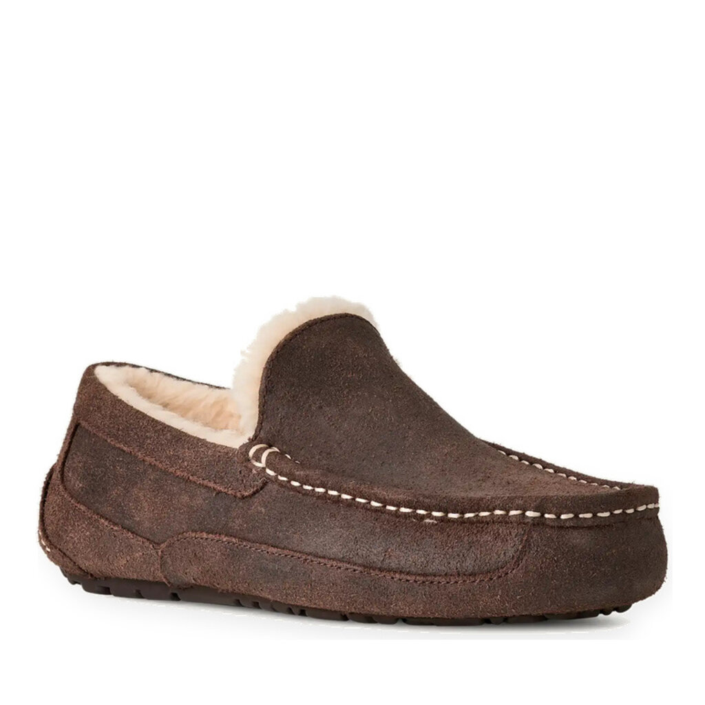 UGG MEN'S ASCOT DISTRESSED LEATHER SLIPPER-DUSTED COCOA