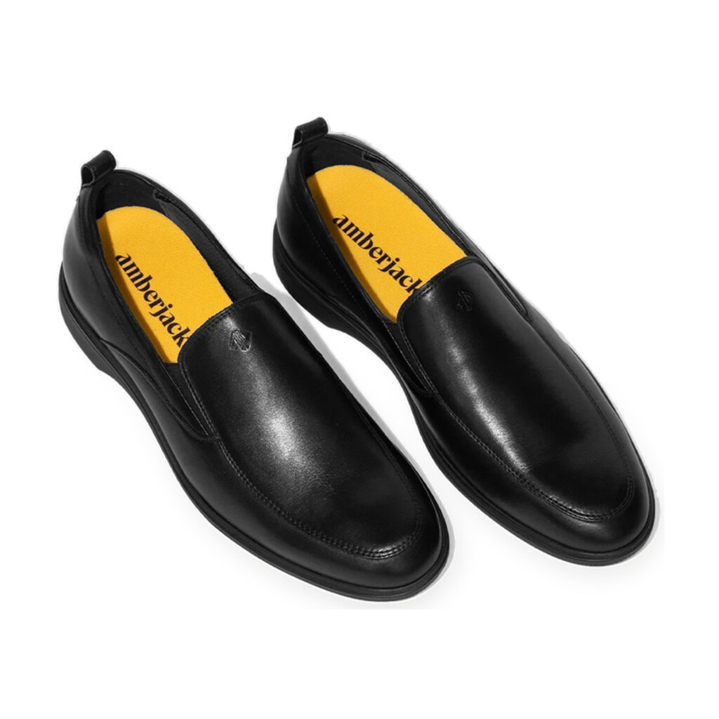 Amberjack THE SLIP-ON-OBSIDIAN | BEND SHOE CO