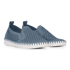 ILSE JACOBSEN TULIP 140-GREY BLUE | BEND SHOE CO