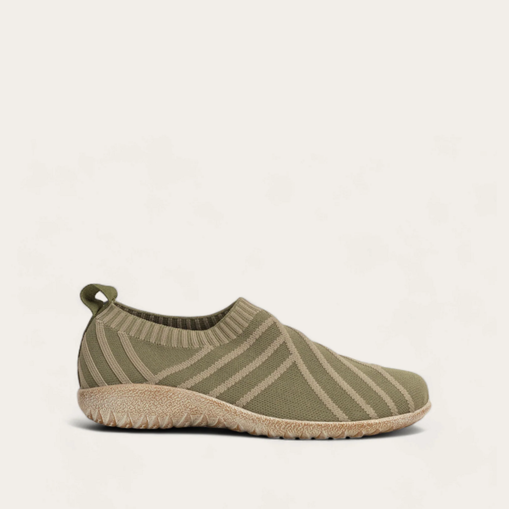 NAOT WOMEN'S OKAHU-SAGE KNIT