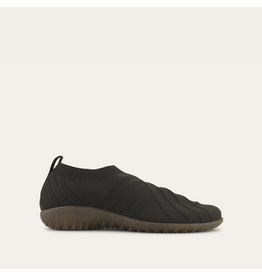 NAOT WOMEN'S OKAHU-BLACK KNIT