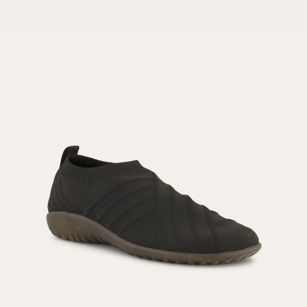 NAOT WOMEN'S OKAHU-BLACK KNIT