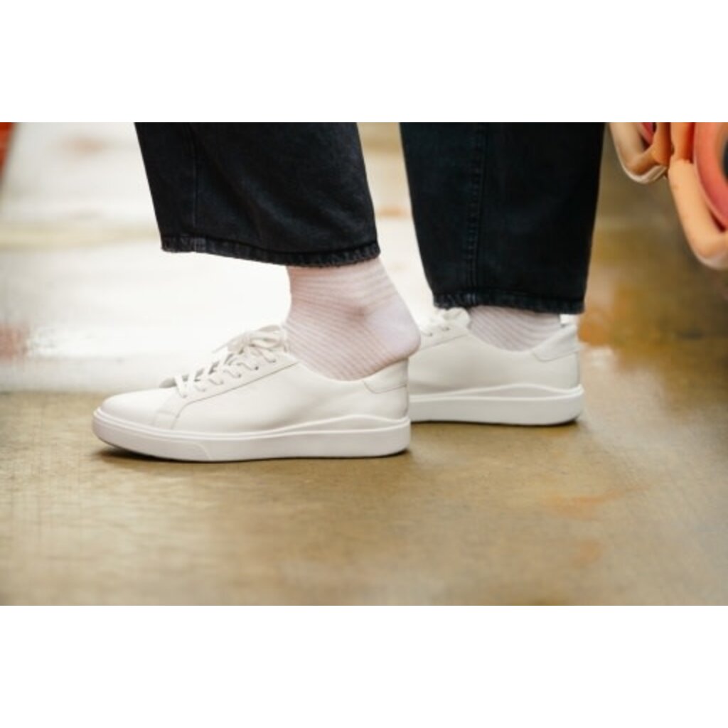 KIZIK WOMEN'S VEGAS-BRIGHT WHITE | BEND SHOE CO