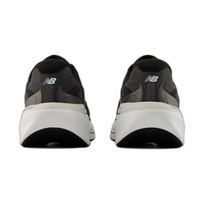 NEW BALANCE WOMEN'S 860V15-BLACK/WHITE | BEND SHOE CO