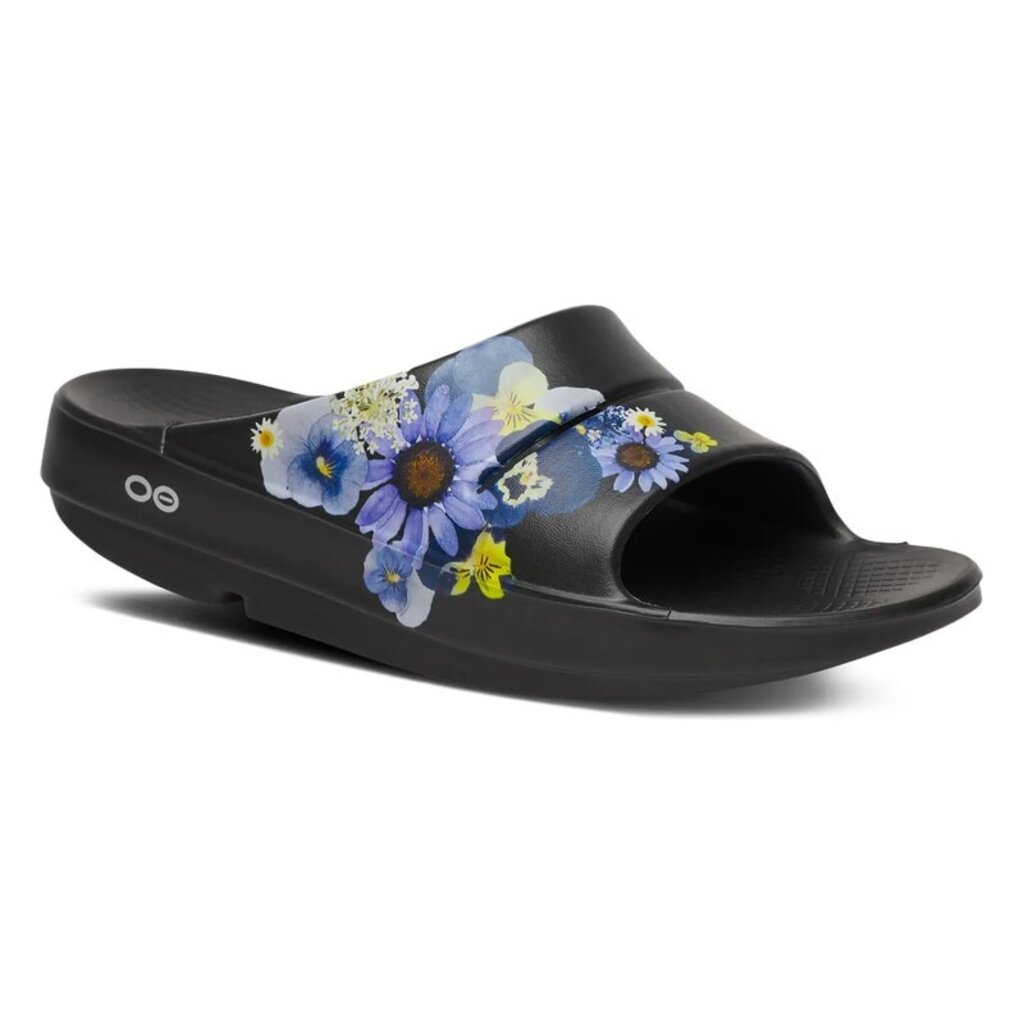 OOFOS OOAHH LIMITED SANDAL-BLACK BLOSSOM | BEND SHOE CO