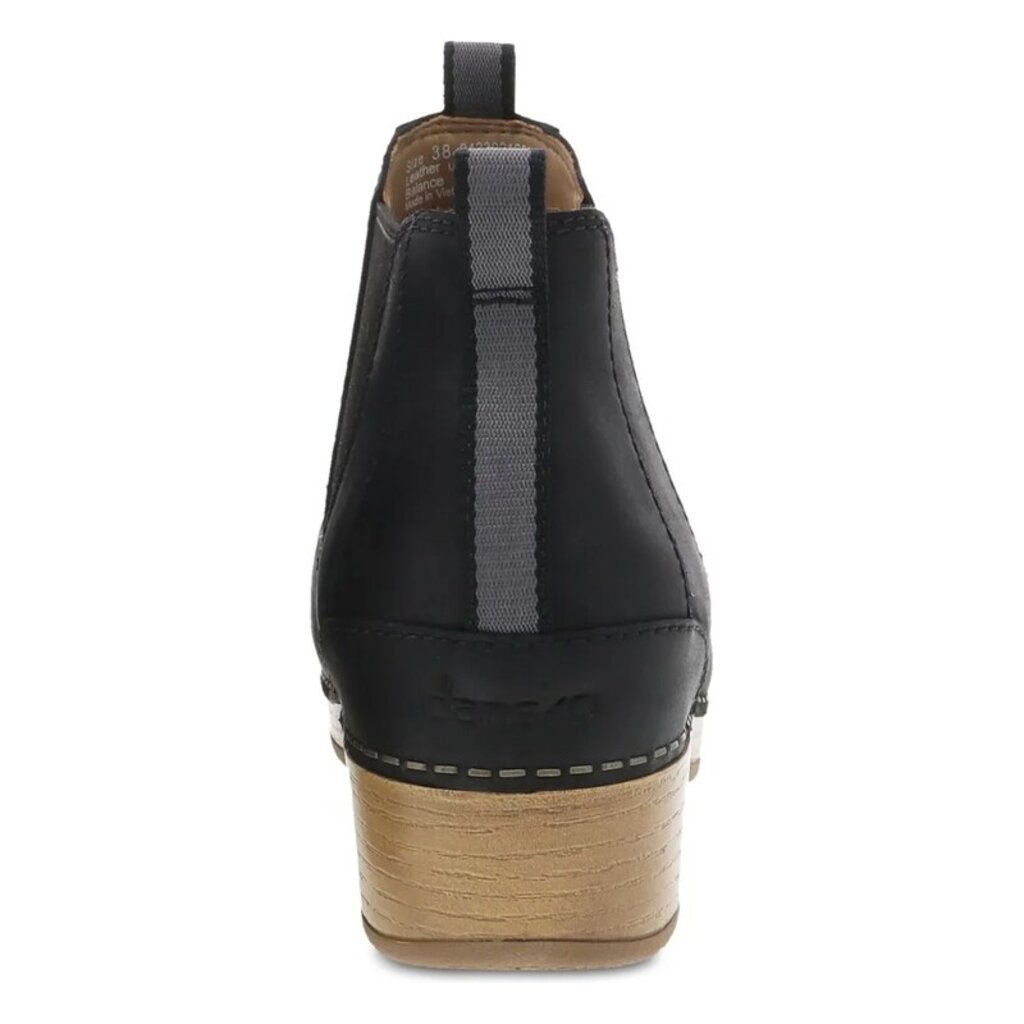 DANSKO WOMEN'S BECKA-BLACK | BEND SHOE CO