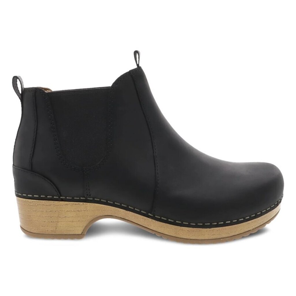 DANSKO WOMEN'S BECKA-BLACK | BEND SHOE CO