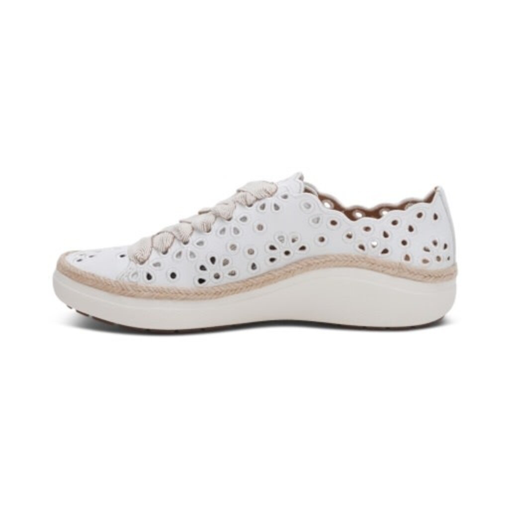 AETREX WOMEN'S CHARLOTTE-WHITE | BEND SHOE CO